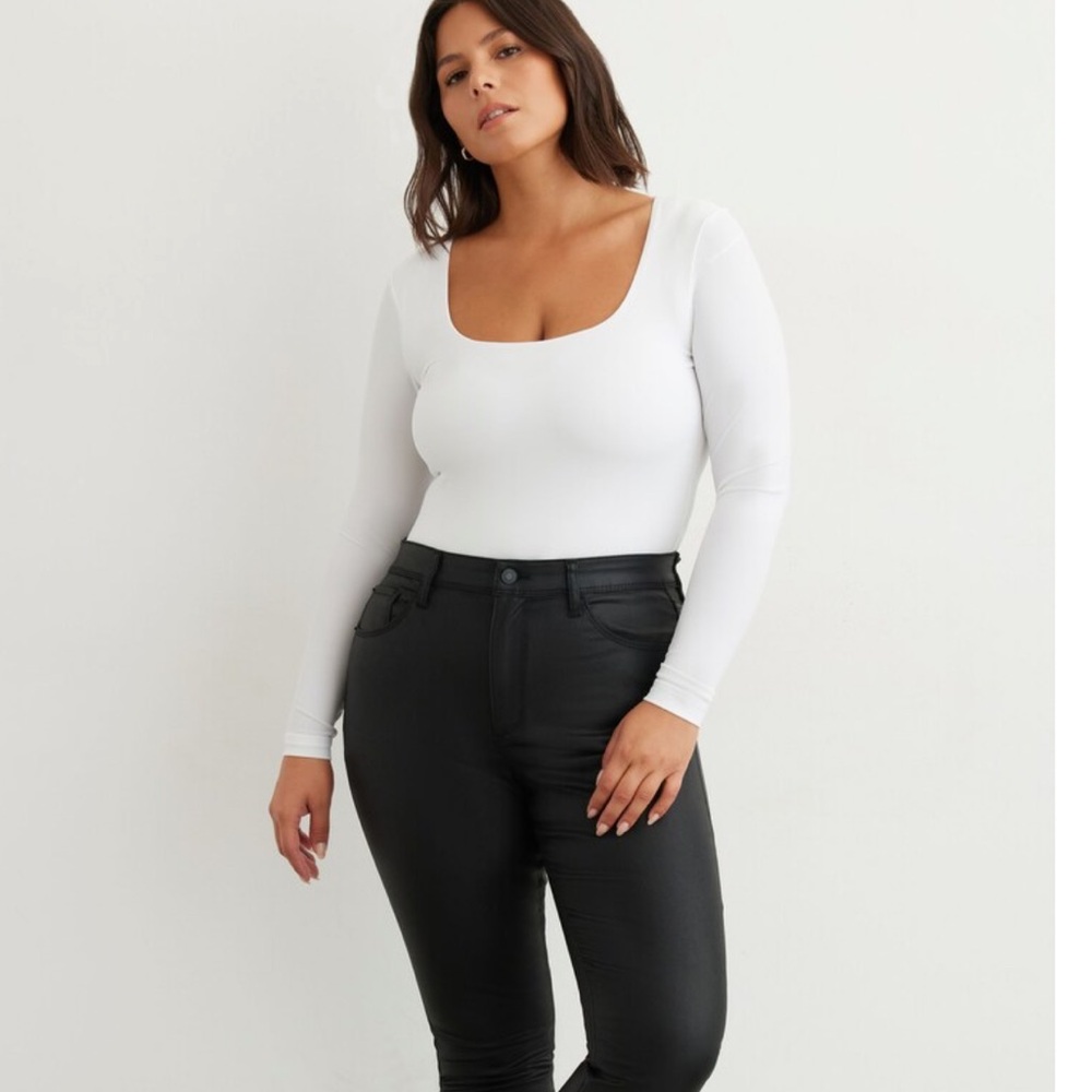 Dynamite Maren Long Sleeve Scoop Neck Bodysuit - Picture 3 of 4